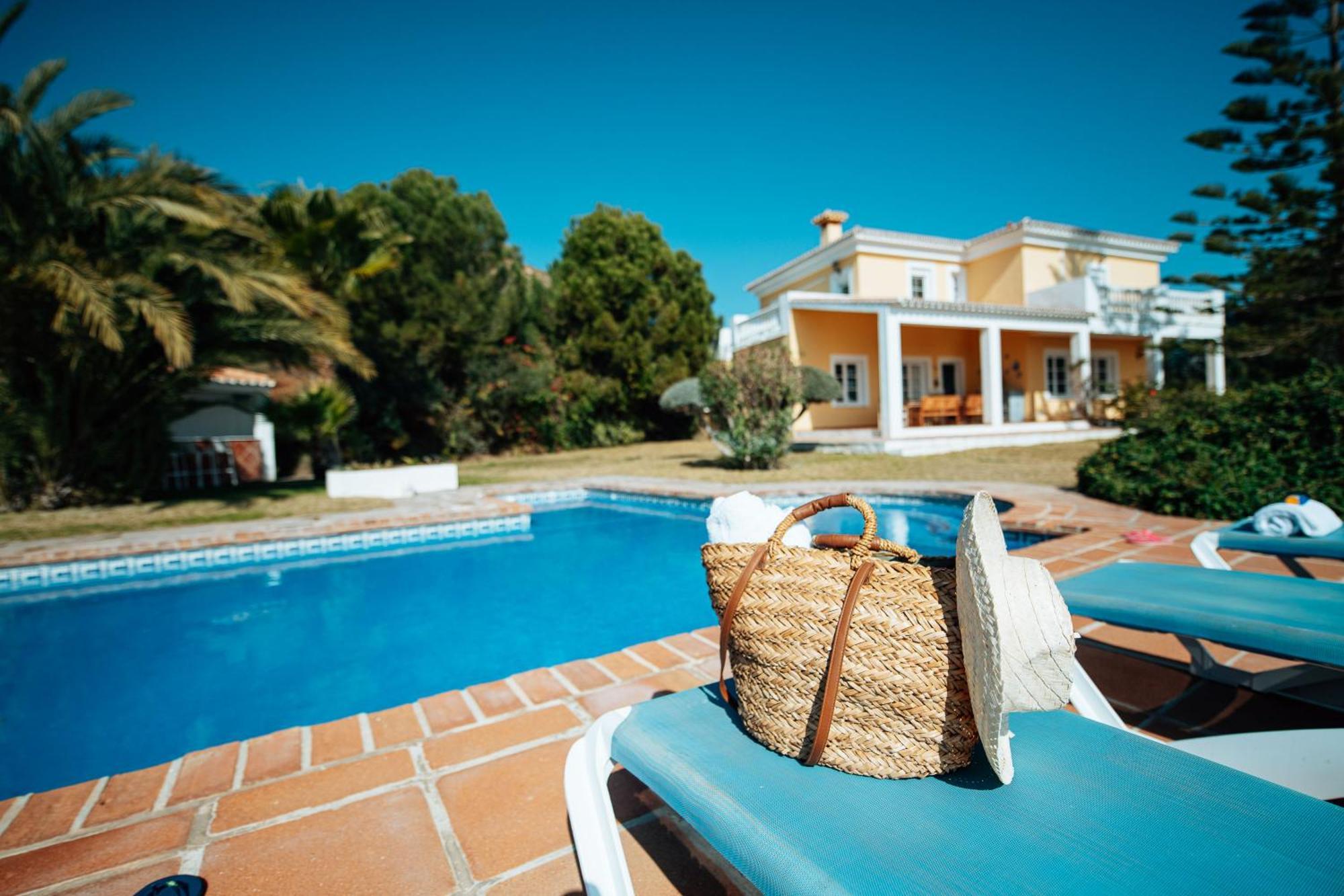 Gran Villa Con Vistas Al Mar Y Piscina Privada Málaga Exterior foto